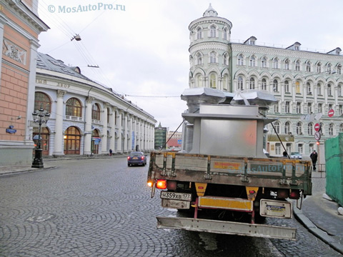 Перевозка вентиляторов ВКОП-Н-У1 и другого вентиляционного оборудования длинномерной машиной с краном манипулятором на улицу Ильинку.
